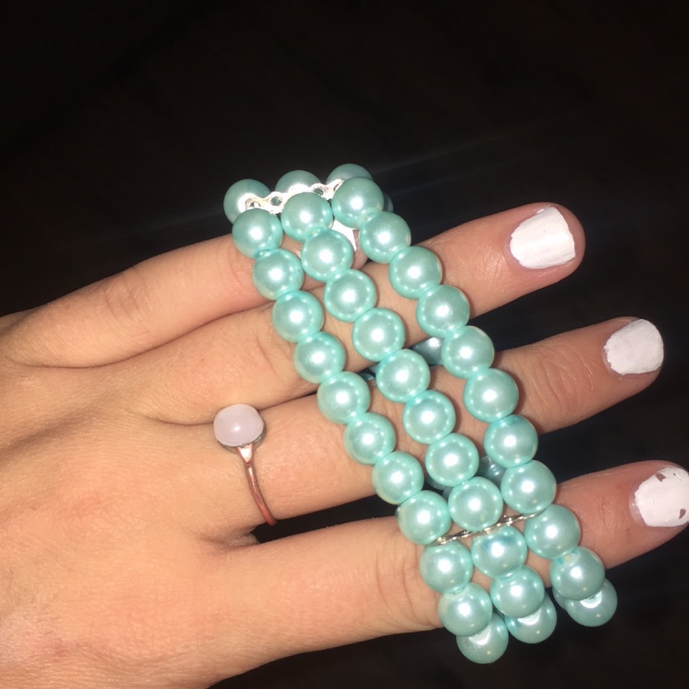 Bracelets - Picture 2 of 3